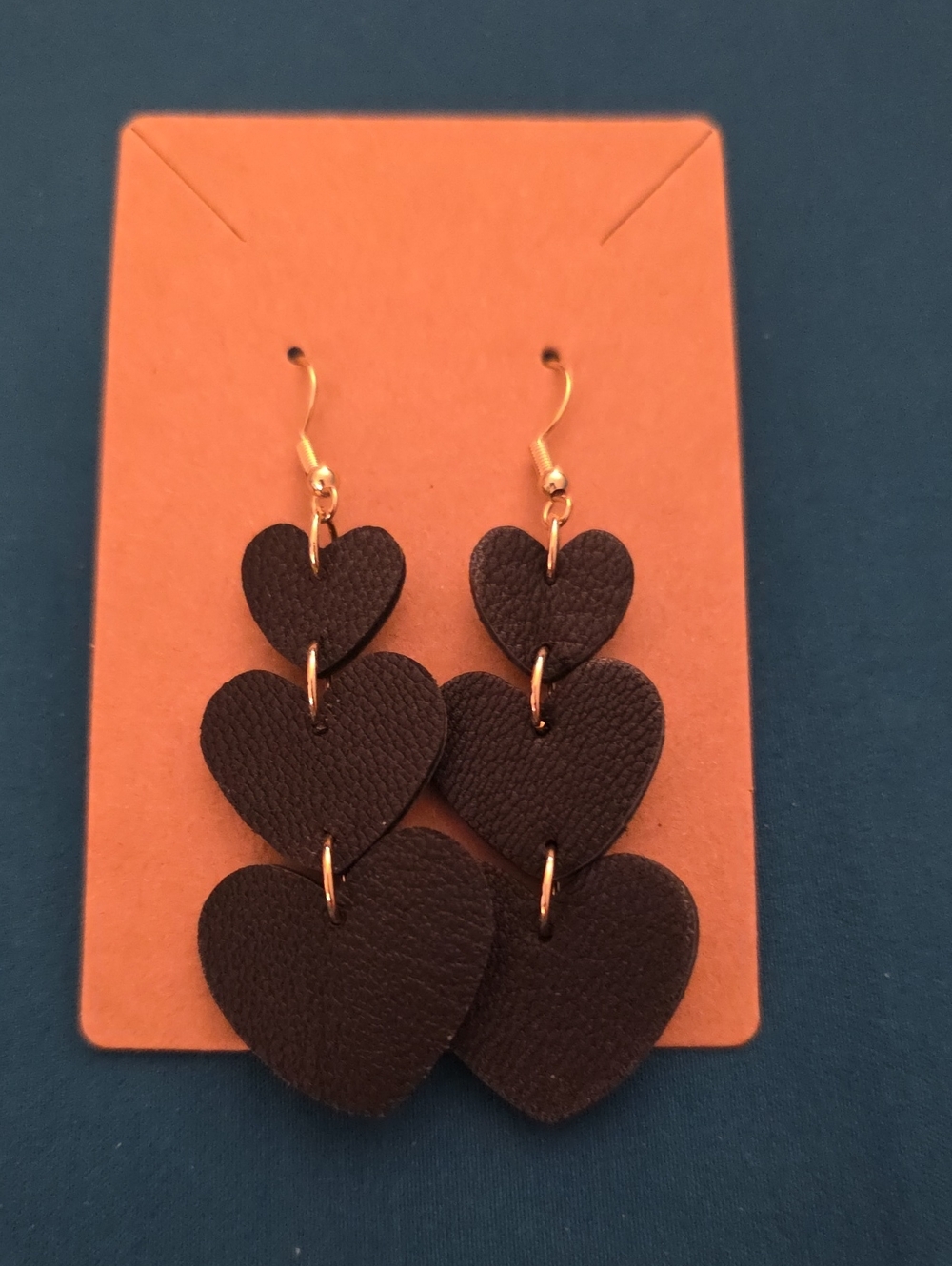 Women’s Black Heart Drop Earrings - Gold Hooks